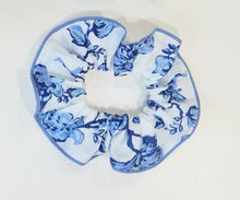 Load image into Gallery viewer, St. Ignacio Organic Cotton Scrunchie
