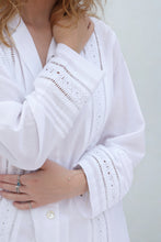Load image into Gallery viewer, Salvador Long Sleeve Pyjama Set – Organic Cotton, white with Lace Trim
