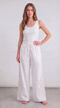 Load image into Gallery viewer, Loungewear trousers in white with side embroidery. 100% cotton
